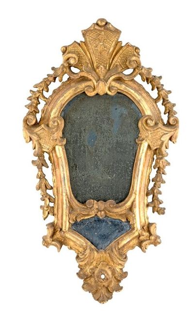 Coppia di Piccole Specchiere in Legno Dorato