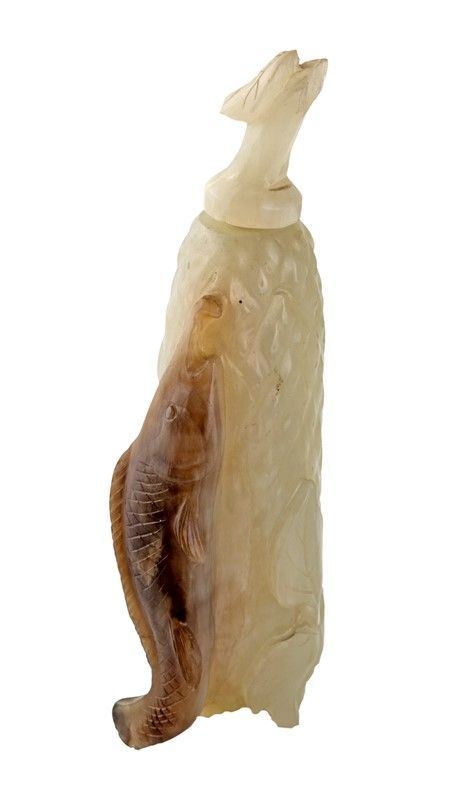 Snuff Bottle in Giada