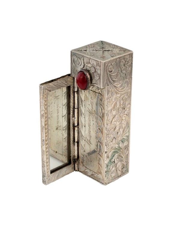 Porta rossetto in argento XX secolo