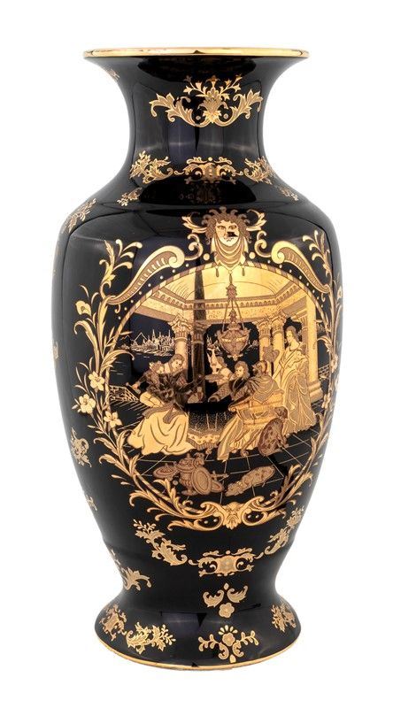 VASO IN PORCELLANA
