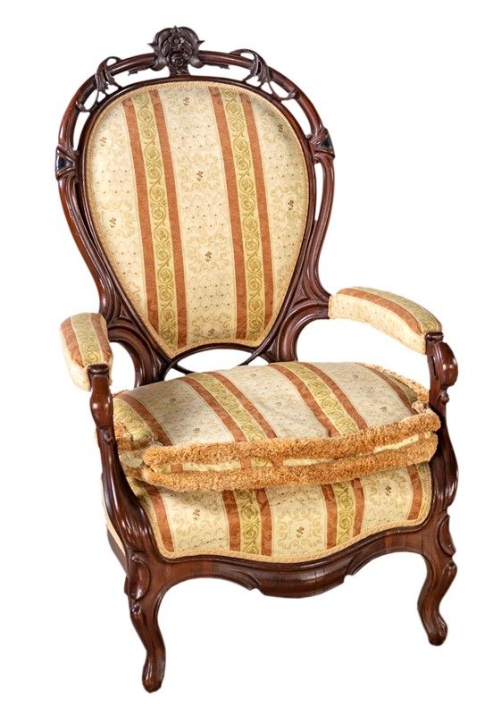 SALOTTO COMPOSTO DA DIVANO E COPPIA DI POLTRONE