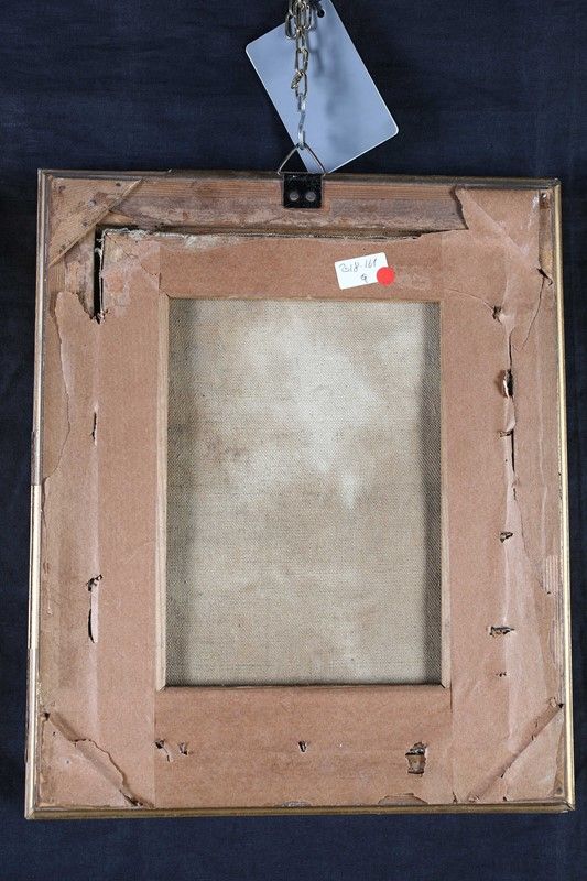 RAGAZZI CHE MANGIANO UN DOLCE