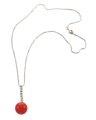 Collana con Pallina di Corallo Gr.2,20,brillanti Ct.0,20 Oro Gr.3,00