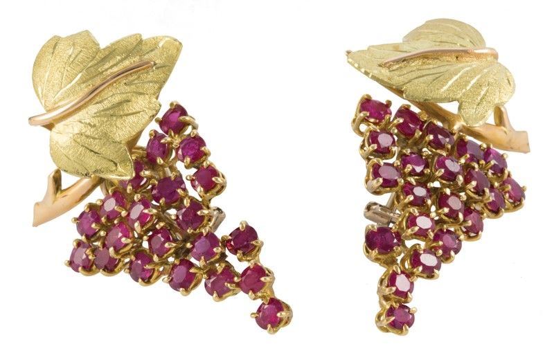 Orecchini Uva Oro Gr.24,30, Rubini Ct.8,29