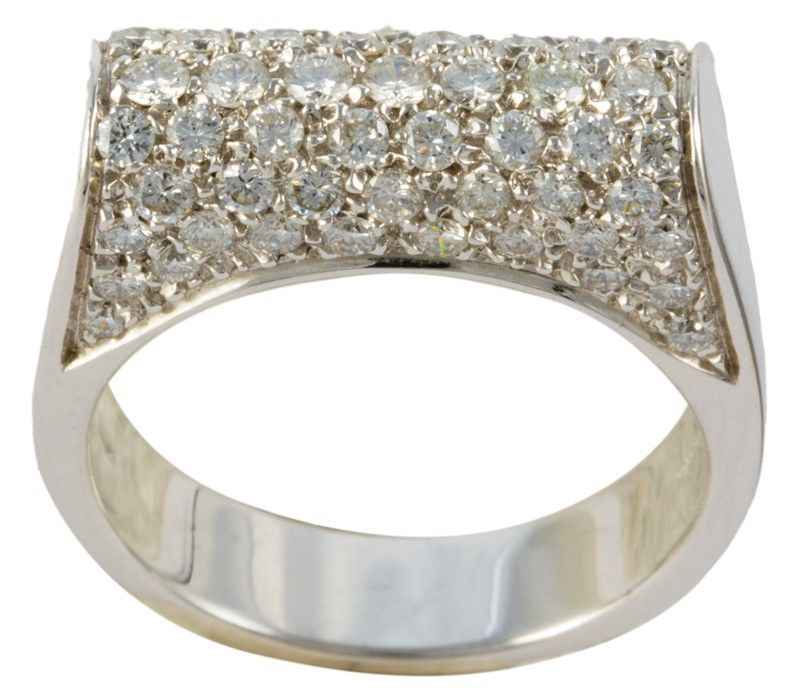 Anello Boulle Oro Bianco Gr.11,80, 58 Brillanti Ct.1,00