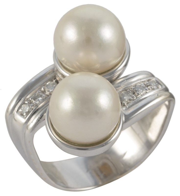 Anello Contrariè Oro Bianco Gr.9, 6 Brillanti Ct.0,15, Perle ¾