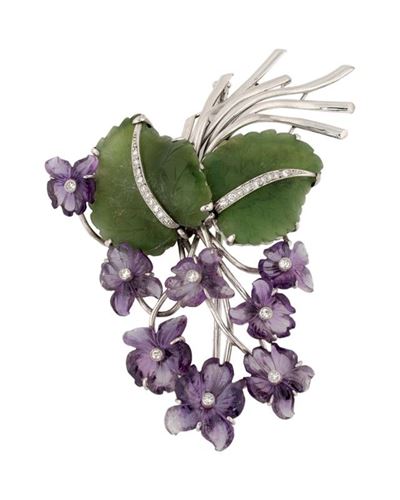 Spilla con Giada Naturale