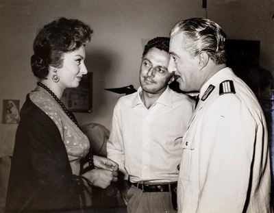Sophia Loren, Vittorio De Sica e il Regista Dino Risi, 1955