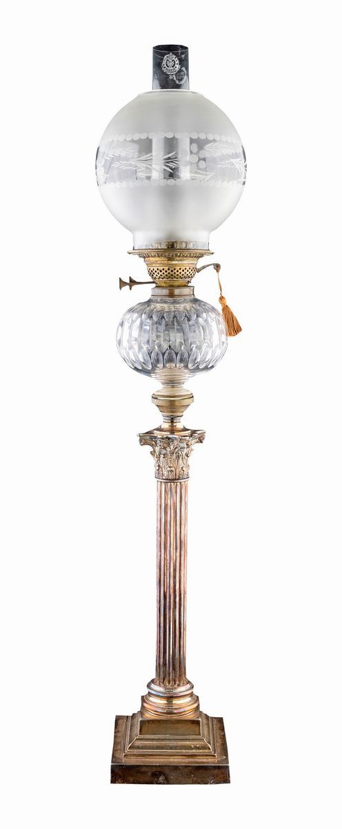 Lampada da tavolo  - Asta Antiquariato Dipinti Antichi e del XIX secolo, Arredi, Tappeti, e Argenti - Casa d'Aste Arcadia