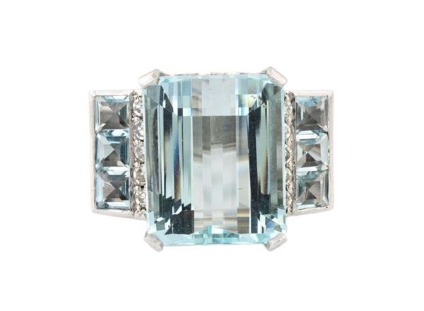 Anello platino e acquamarina