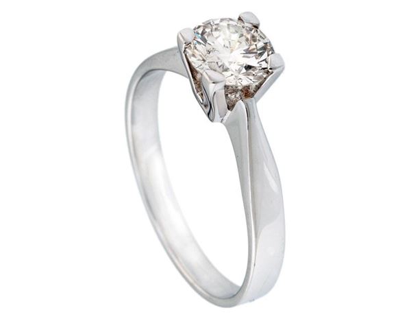 Anello con brillante