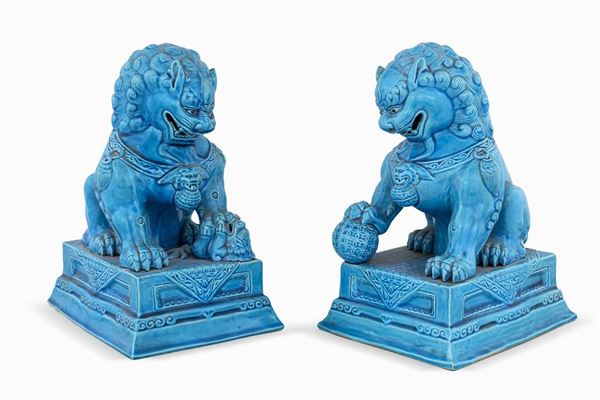 Coppia di sculture
