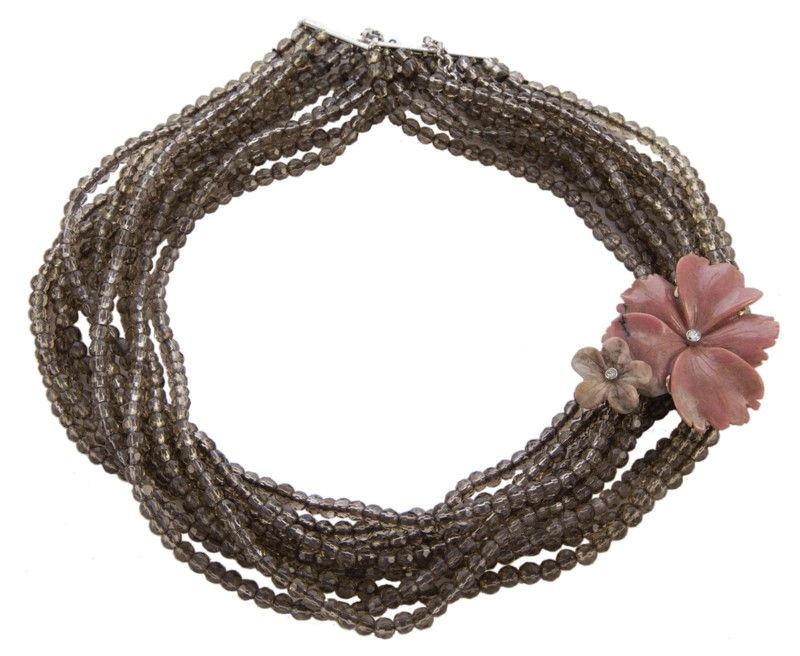 Fili di Quarzo Fumè Fiore Rosa Rodonite Due Brillanti, Chiusura Oro Bianco Gr 12