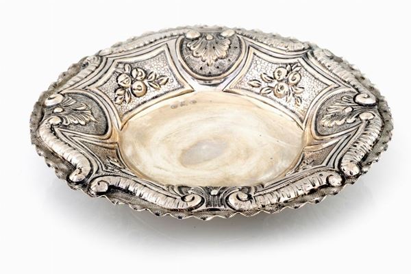Alzatina in argento  - Asta Antiquariato Dipinti Antichi e del XIX secolo, Arredi, Tappeti, e Argenti - Casa d'Aste Arcadia