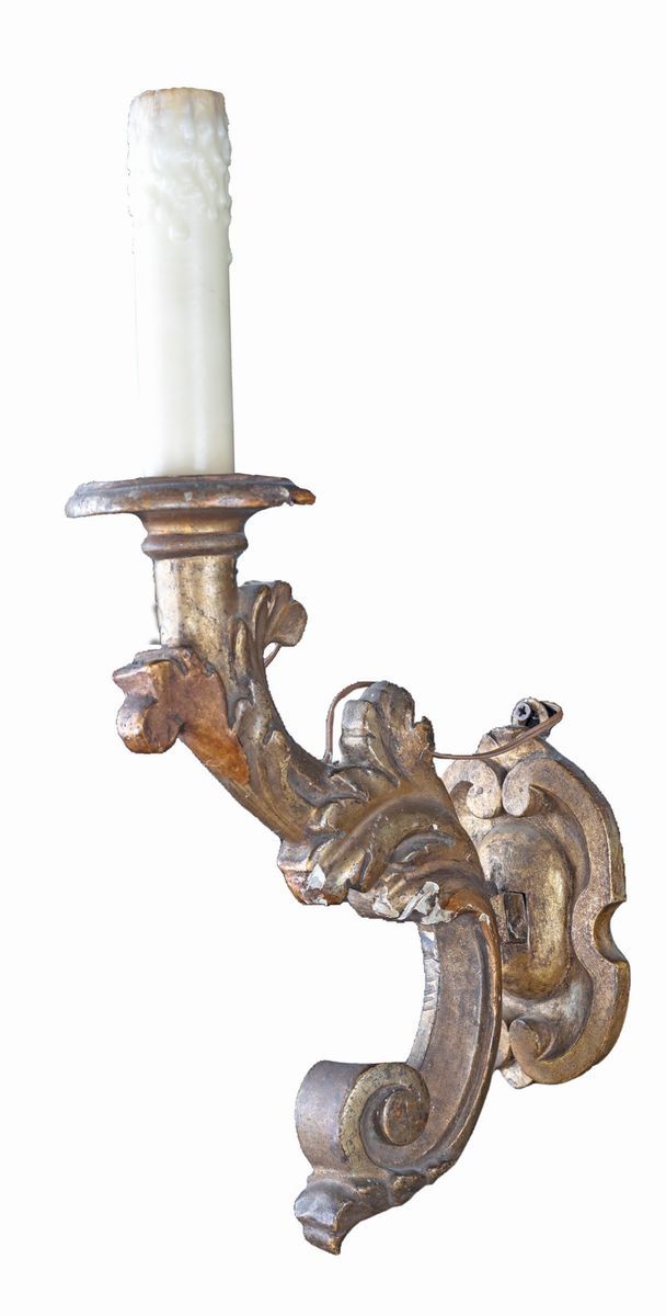 Coppia di Appliques in Legno Dorato