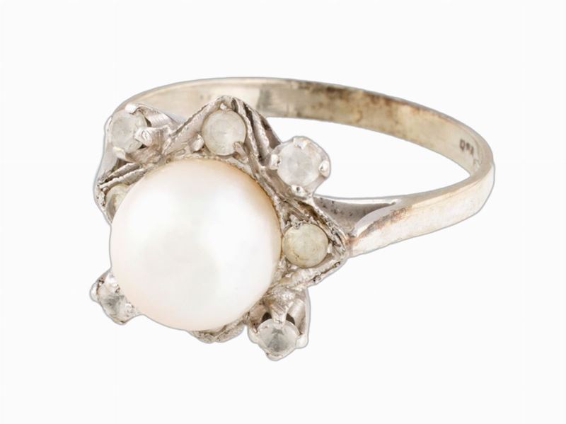Anello con Perla