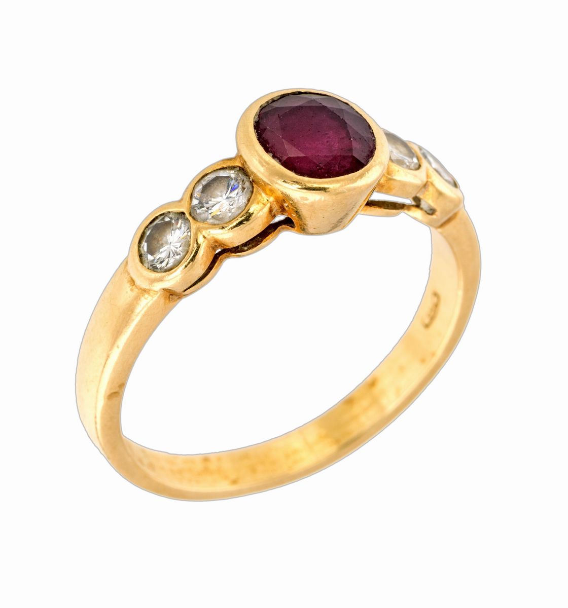 Anello con Rubino