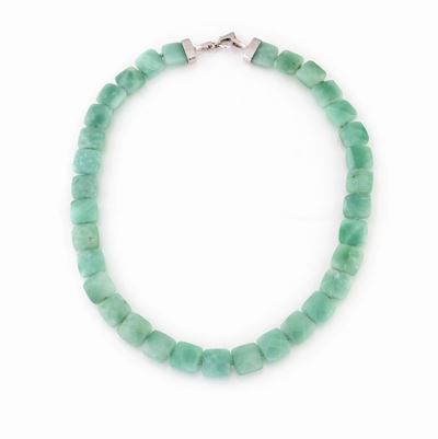 Collana di Pietre Azzurre