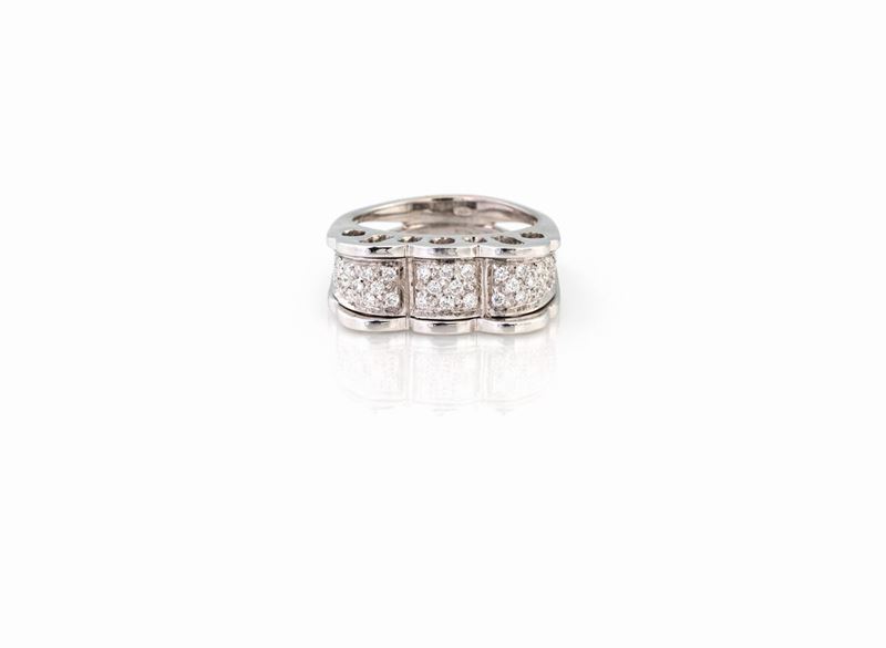 Anello Oro Bianco e Traforo