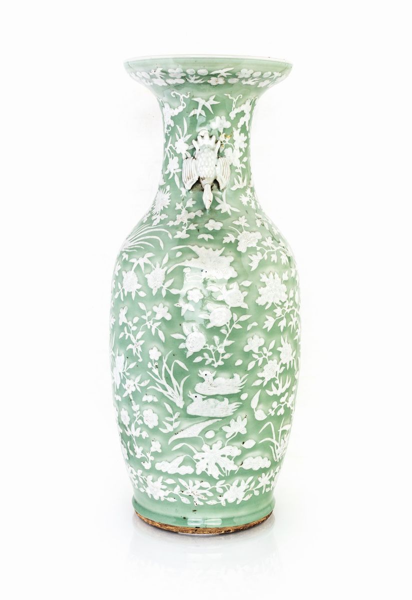 Rara Coppia di Vasi in Porcellana Longquan Celadon - 龙泉青瓷款...