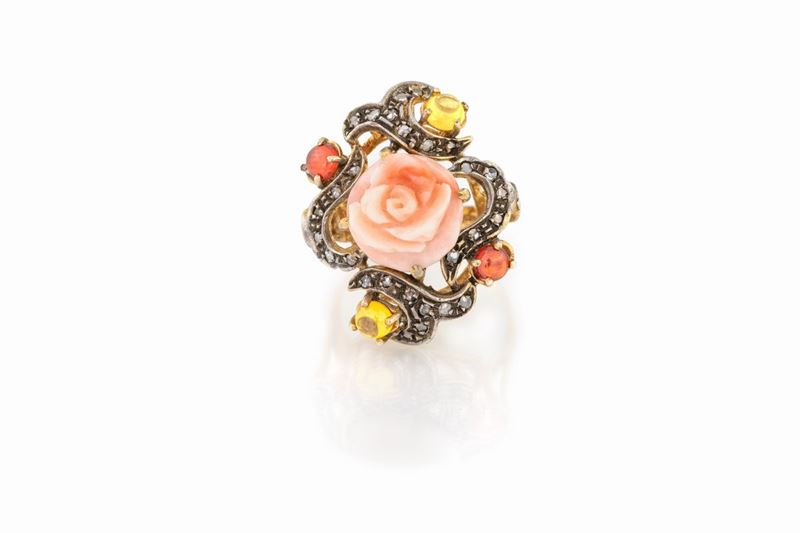 Anello con Rosa di Corallo