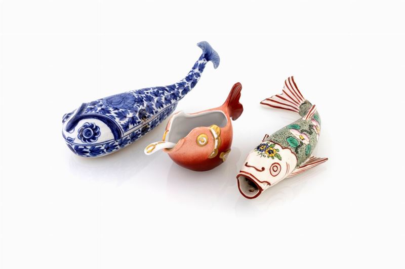 Lotto Composto da Tre Figure di Pesce in Porcellana