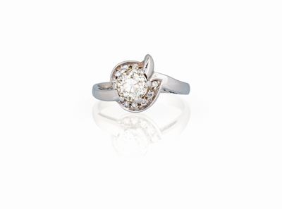 Anello con Diamante Solitario Taglio Antico