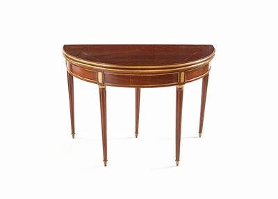 Tavolino da Gioco in Mogano