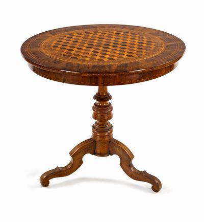 Tavolino in Legno di Noce
