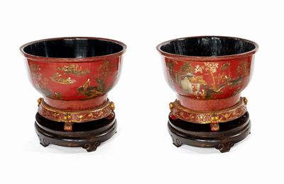 Coppia di Cache Pots in Papier Maché