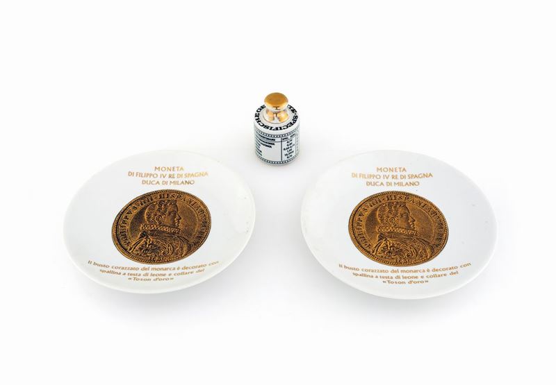 Fornasetti - Coppia di Piatti e Peso