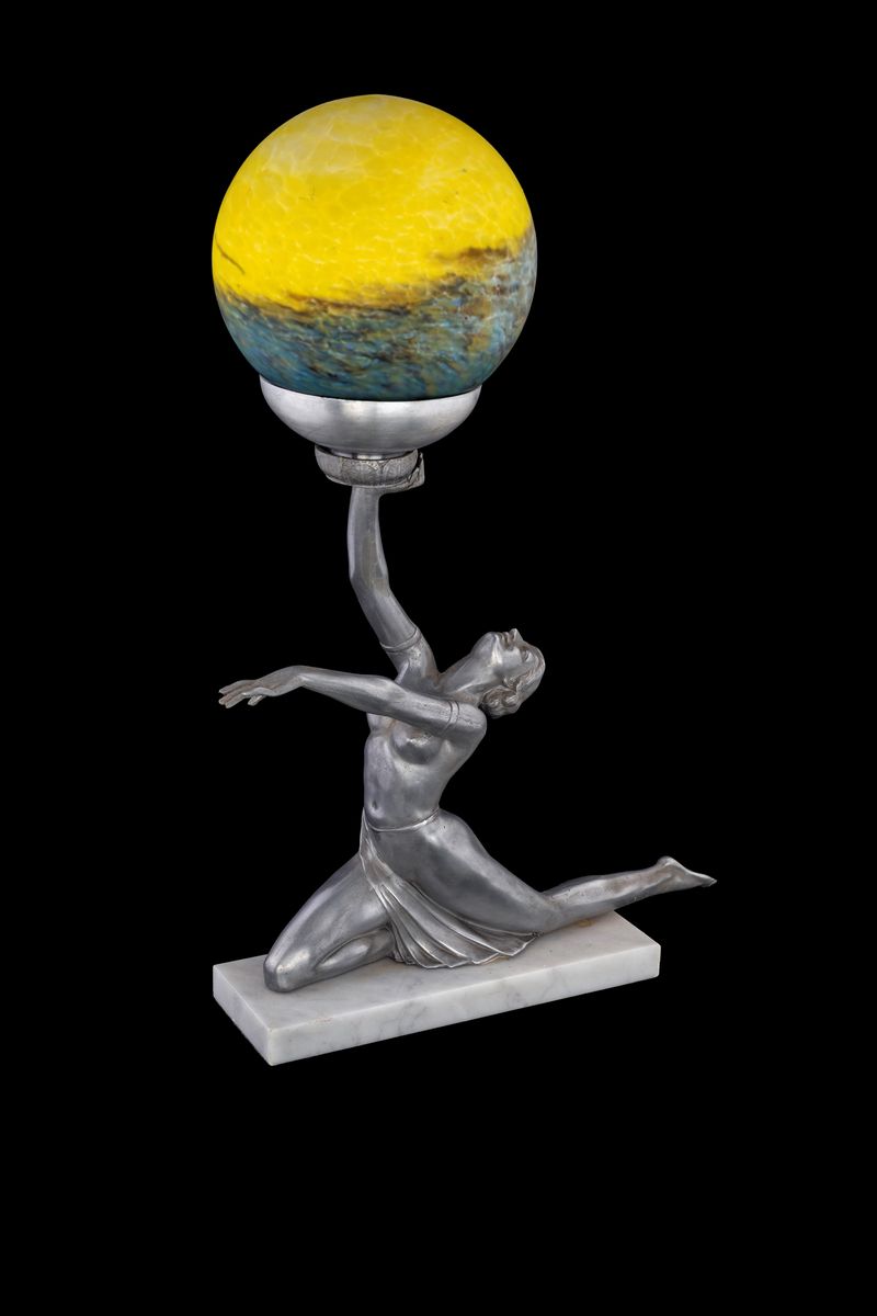 Scultura in Metallo Argentato