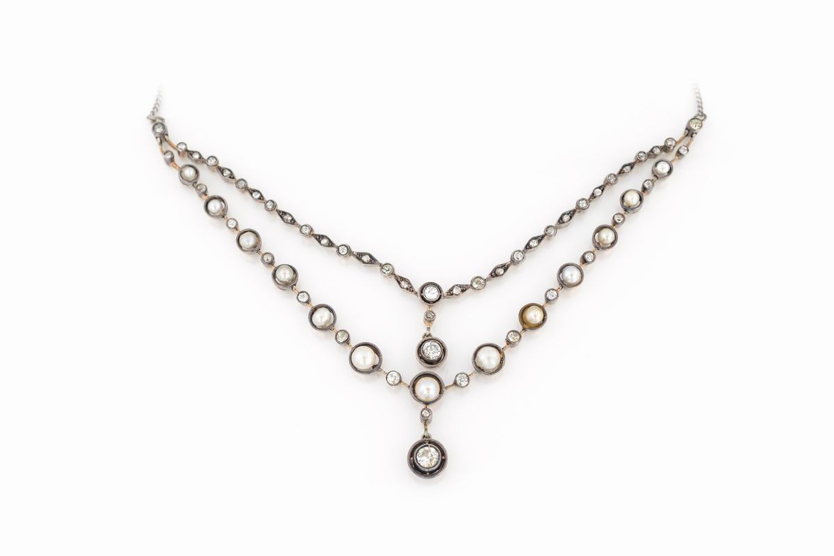Collana Antica con Diamanti e Perline
