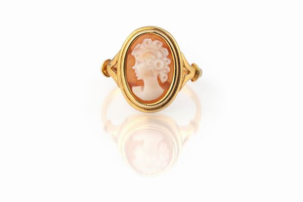 ANELLO ORO GIALLO CON CAMMEO