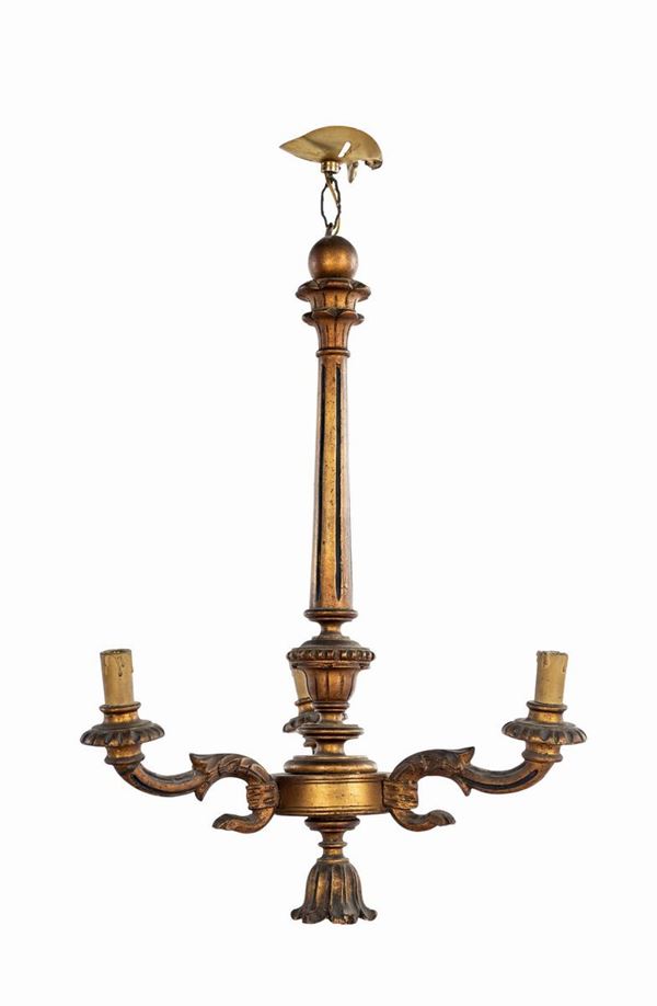 Lampadario a tre luci in legno  - Asta Mobili, Arredi, Dipinti Antichi e del XIX Secolo - Casa d'Aste Arcadia