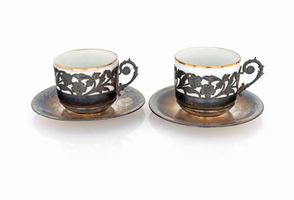 Due tazze in porcellana Ginori con piattino in metallo argentato  - Asta Mobili, Arredi, Dipinti Antichi e del XIX Secolo - Casa d'Aste Arcadia