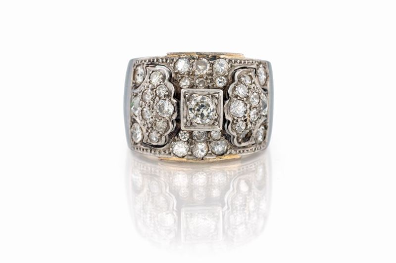 Anello a Fascia con Diamanti Taglio Antico