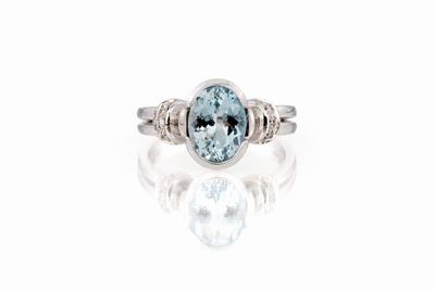 Anello con Acquamarina
