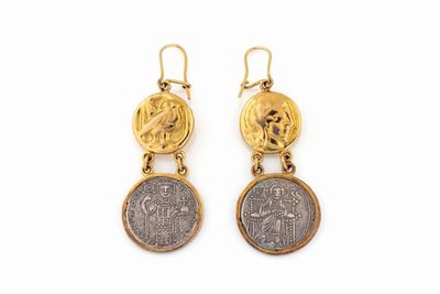 Orecchini in Oro con Moneta
