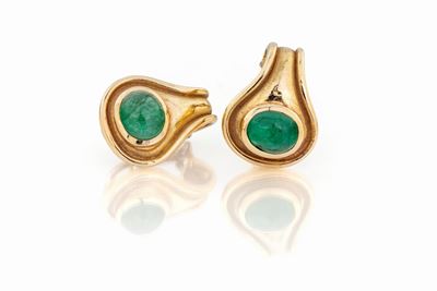 Orecchini con Smeraldo Cabochon