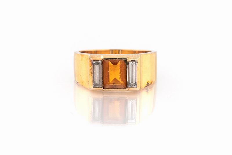 Anello a Fascia con Topazio e Brillanti