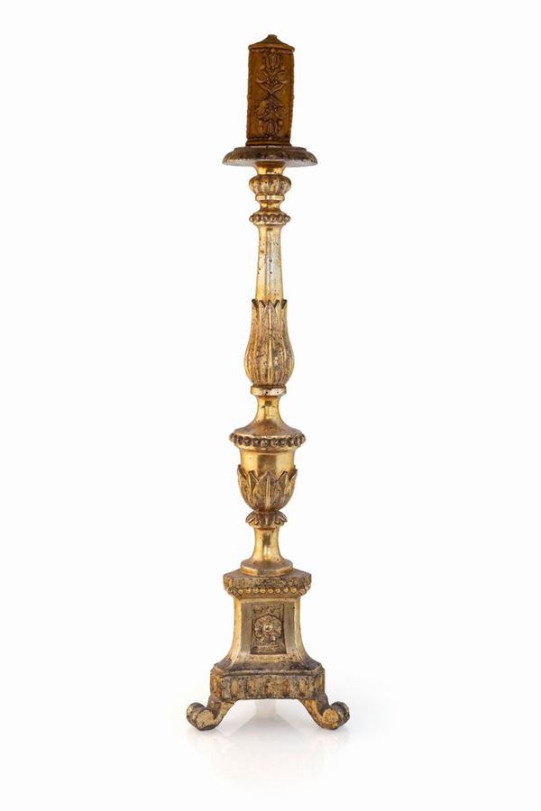 Torciera in legno dorato  - Asta Mobili, Arredi, Dipinti Antichi e del XIX Secolo - Casa d'Aste Arcadia