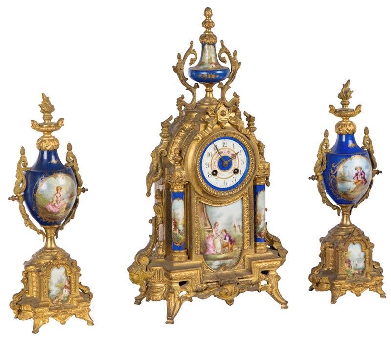 Trittico in Metallo Dorato e Porcellana di Sevres