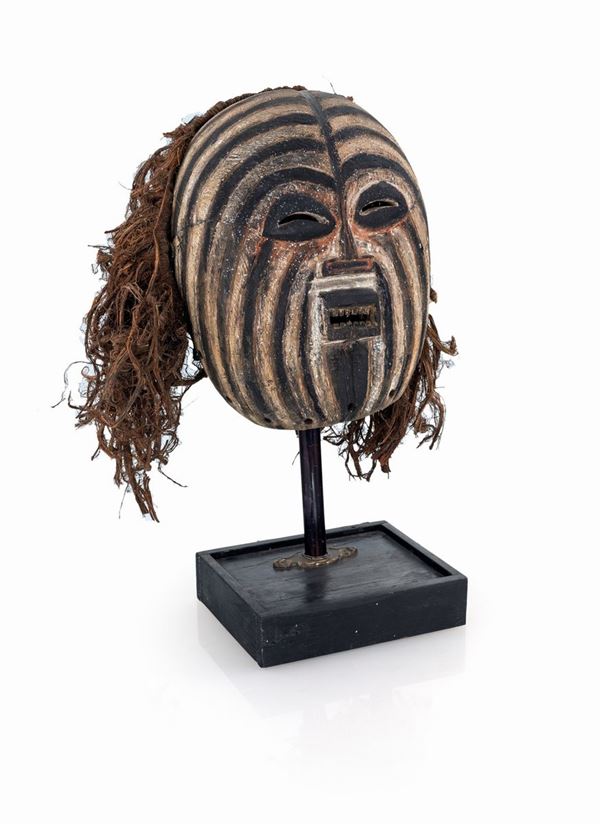Maschera Luba in legno, repubblica democratica del Congo