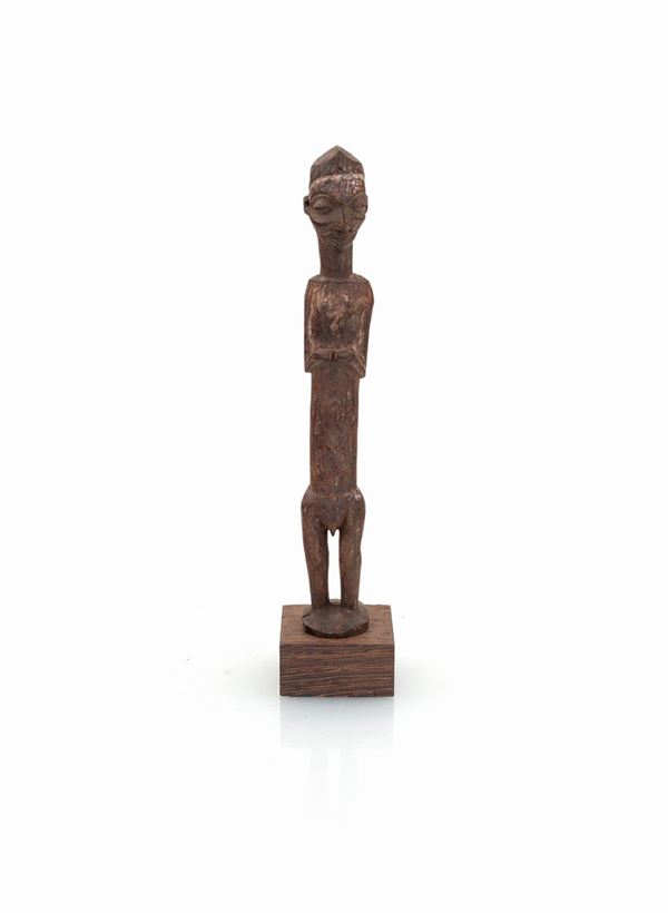 Feticcio (nkisi) Bayaka in legno, repubblica democratica del Congo  - Asta Arte Tribale e Africana - Casa d'Aste Arcadia